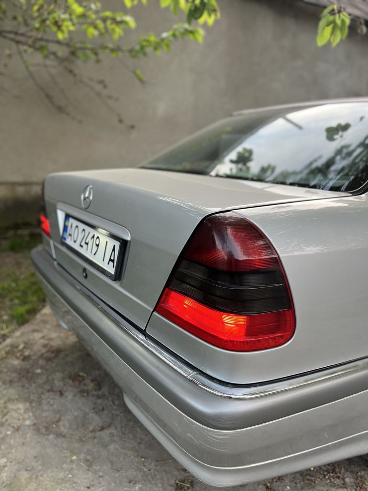 Mercedes W202 benzin