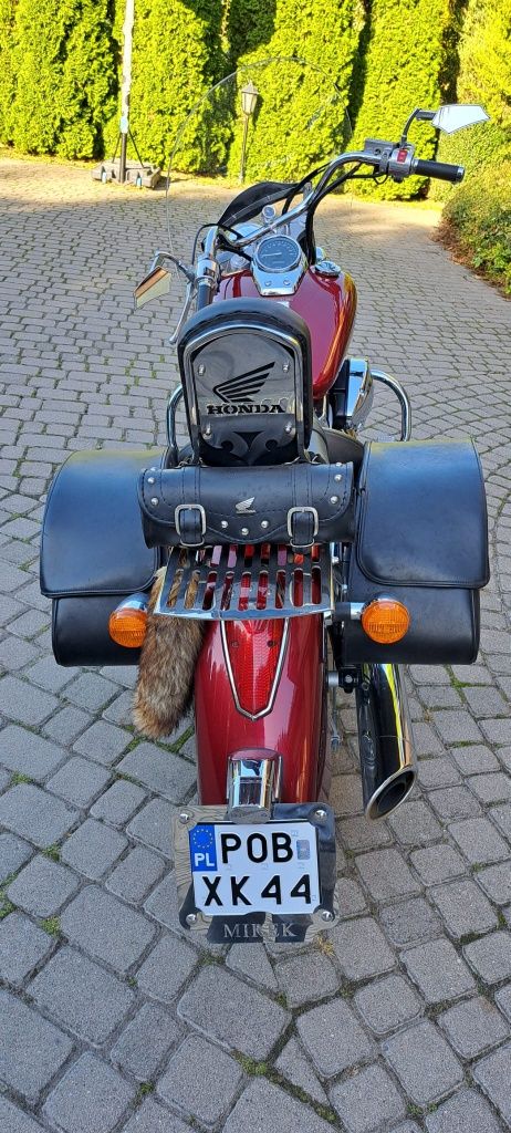 Honda Shadow prywatnie od motocyklisty, ubrany, cały w oryginale
