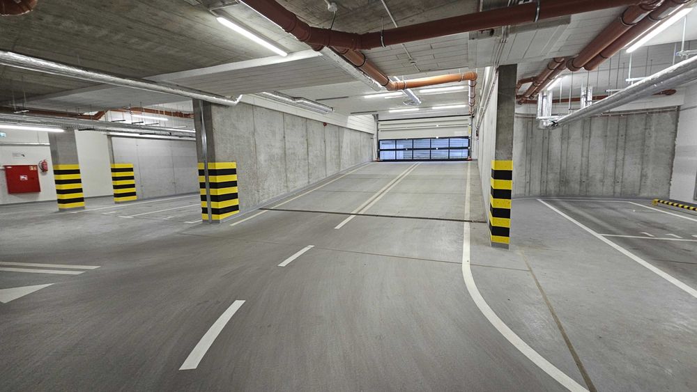 Ostatnie Miejsce Postojowe Parking Podziemny Nova Mikołowska Katowice