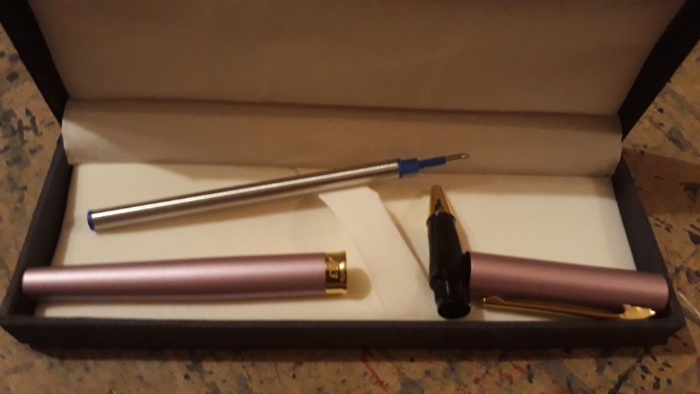 Ручка стержень в подарочной коробке металл цветной корпус DIKAWEN 203