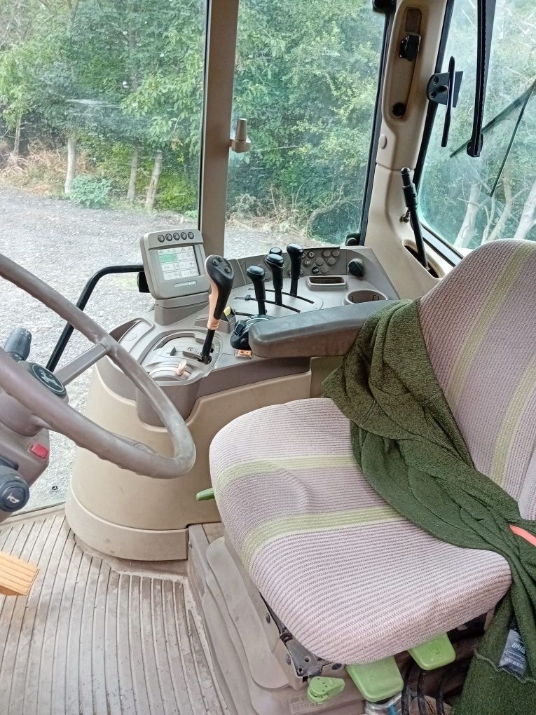John deere 6830 Premium ciągnik rolniczy case puma