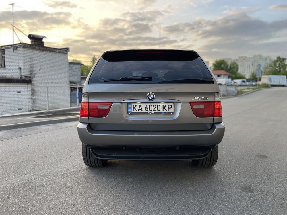 Продаеться BMW X5 e53 2005