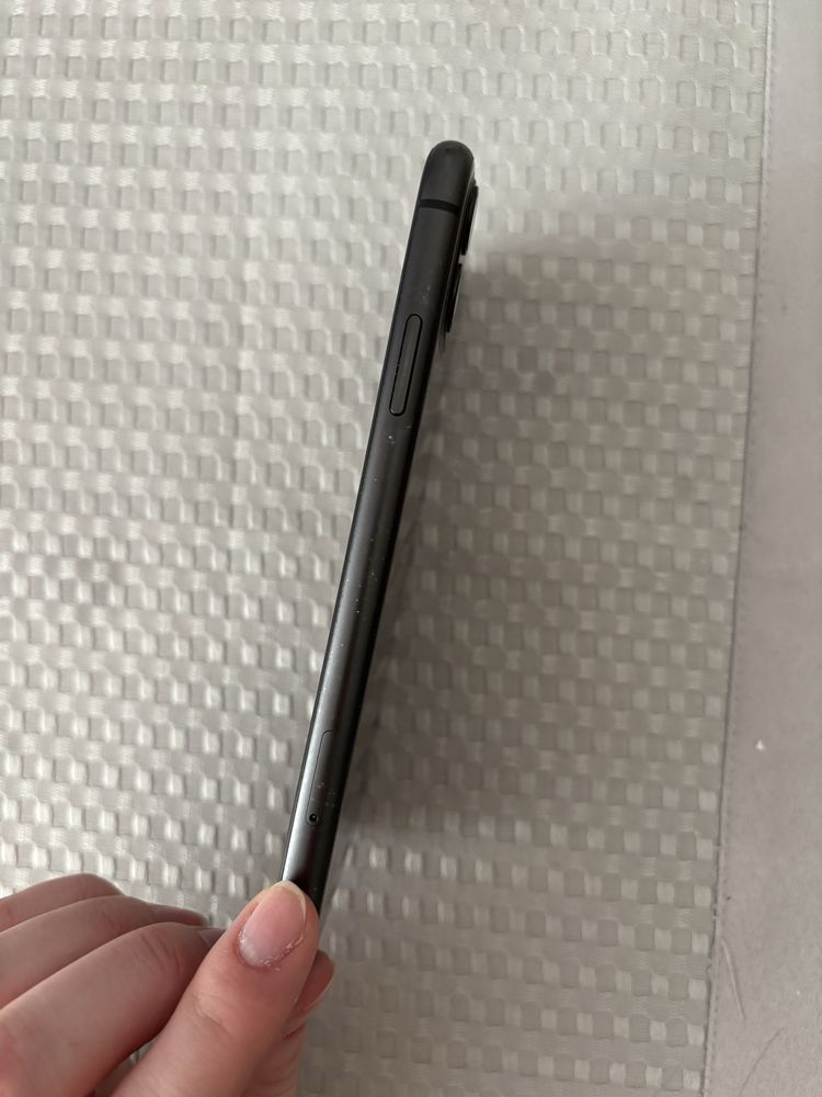 Iphone 11 czarny 128GB