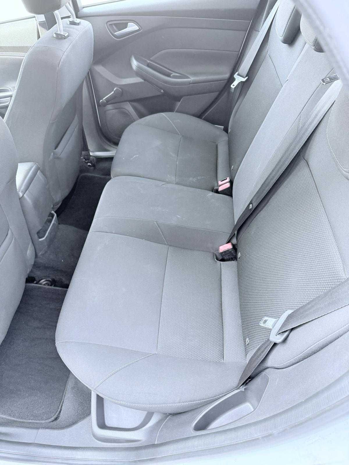 Ford Focus em ótimo estado.