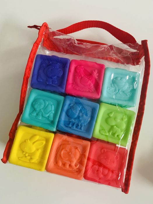 Klocki gumowe SMIKI sensoryczne + klocki drewniane