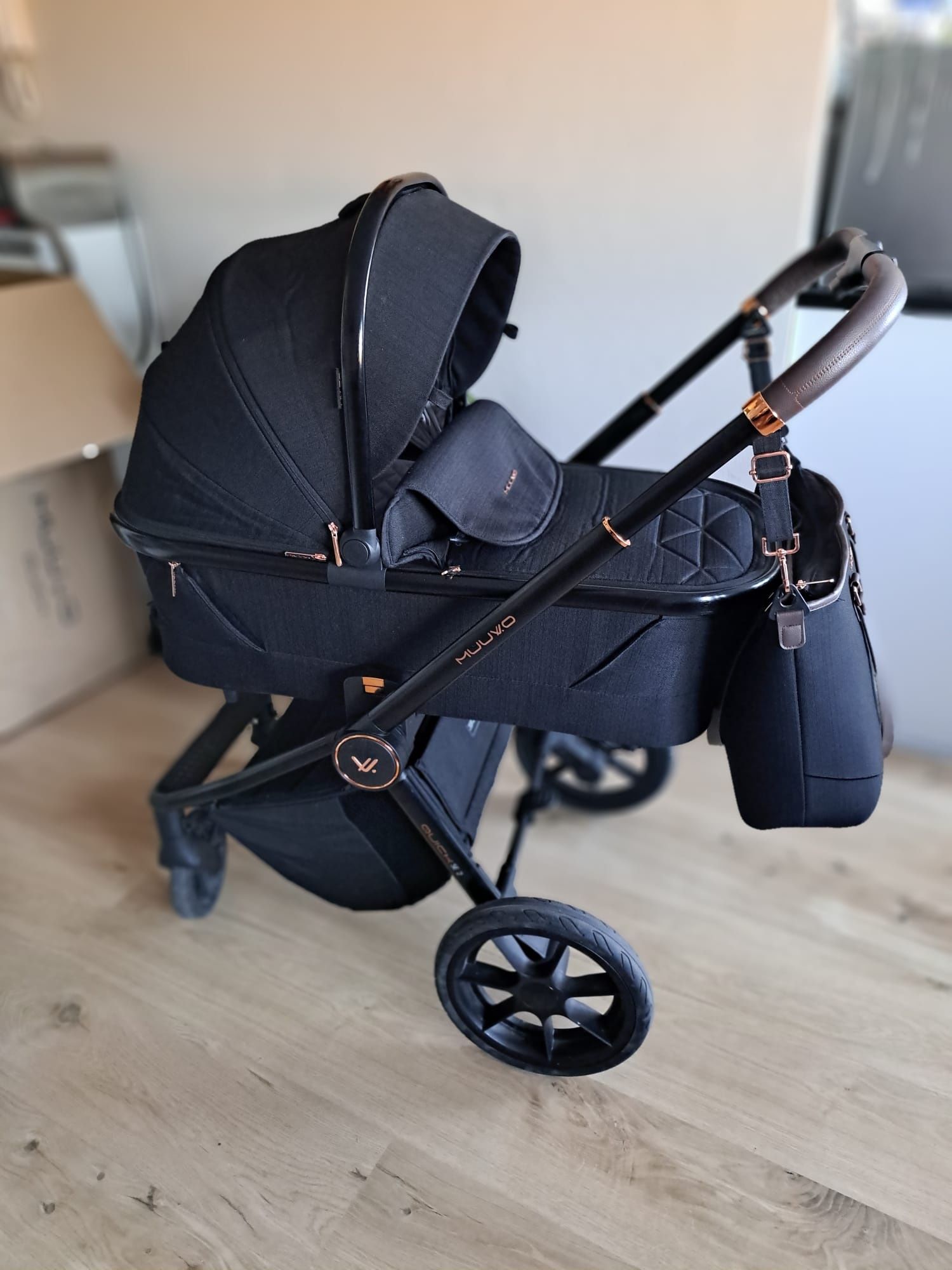 Wózek Muuvo Quick SE2 + fotelik Britax Romer