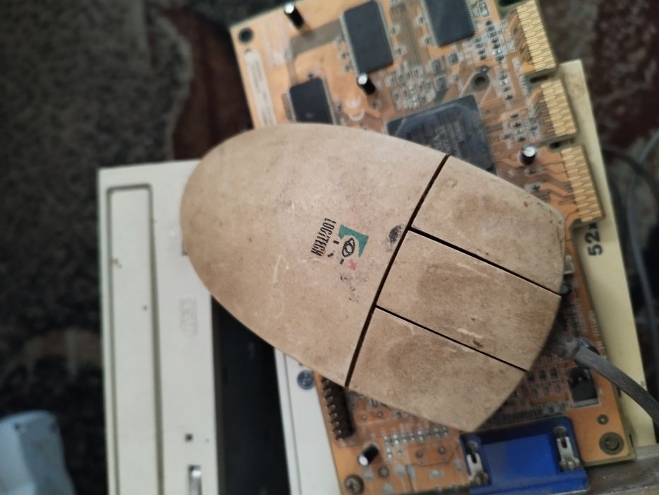 Zestaw Retro przedmiotów PC