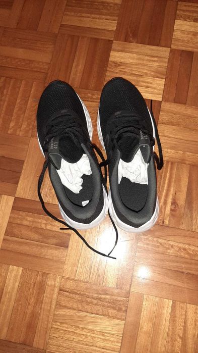 Vendo Sapatilhas New Balance 411 Pretas