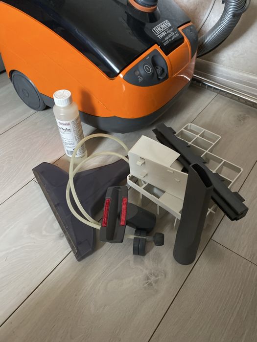 Продаю надійний миючий пилосос ThomasTiger. Безкоштовна олх доставка