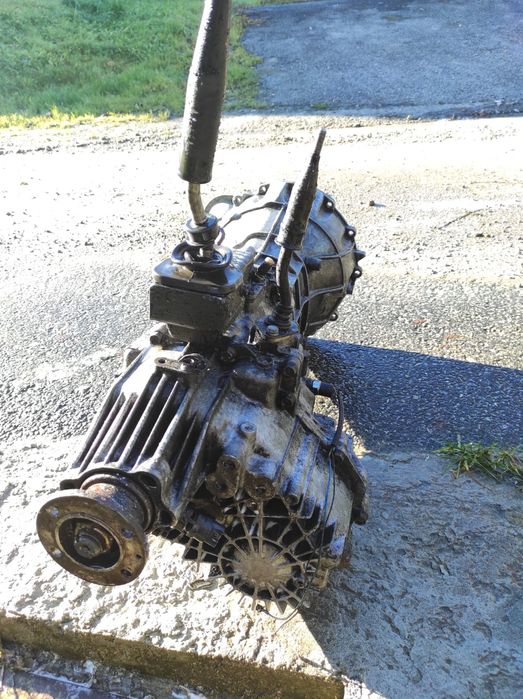 Skrzynia biegów z reduktorem Opel monterey Isuzu troper 3,1 diesel