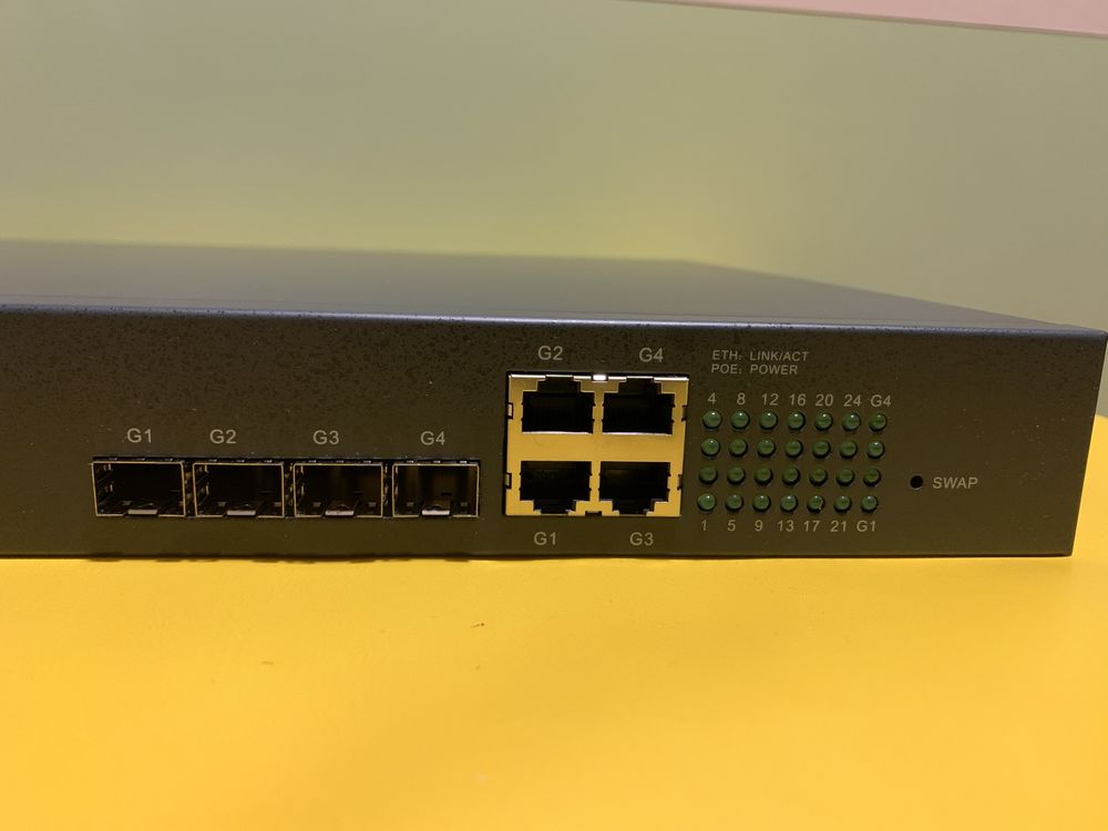 Switch Gigabitowy Hikvision 24x PoE, 4x SFP, 4x UpLink, zarządzanie