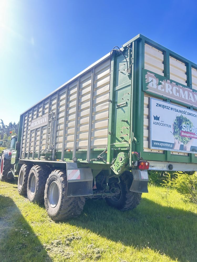 Przyczepa samozbierająca bergmann shuttle 980k