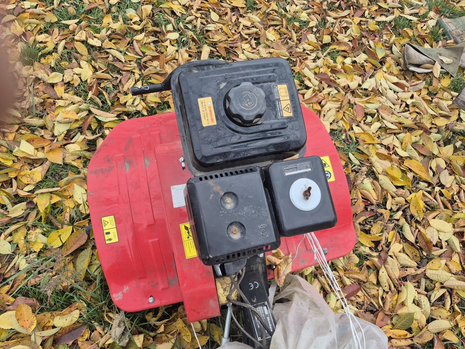 Продам мотоблок ЗУБР