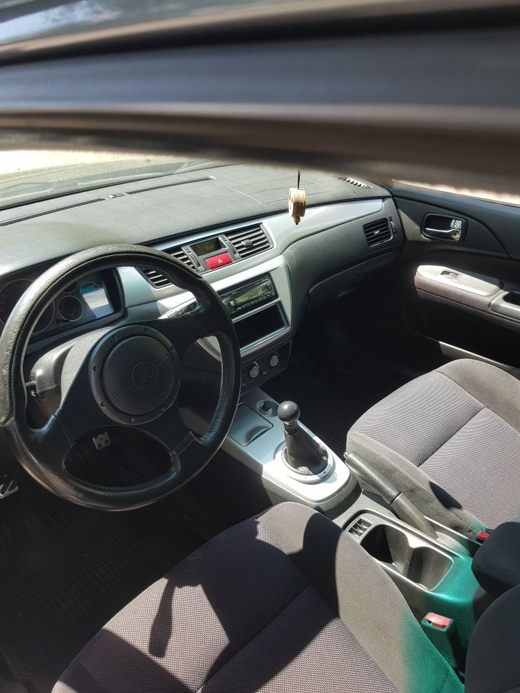 Mitsubishi lancer 9 універсал