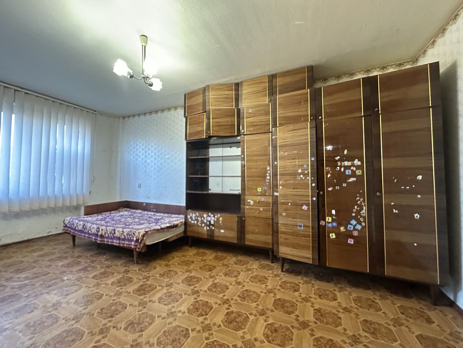 Продам 1-кв м. Бориспіль вул. Глибоцька  29 кв.м р-н 3 школи