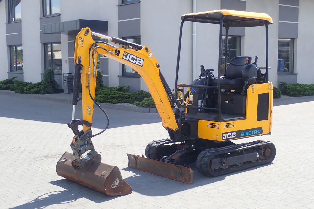 JCB 19C-1 E  minikoparka gąsienicowa 19 C-1 E szybkozłącze 8016