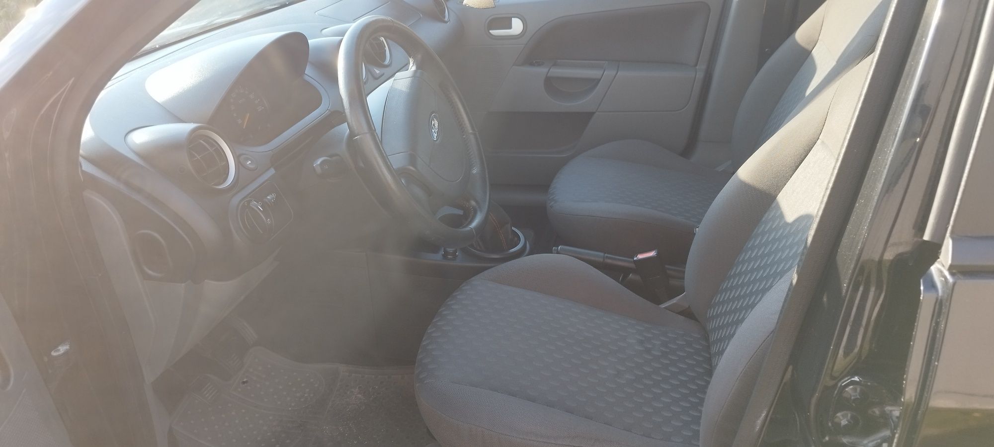 Ford Fiesta 1.4 Benzyna