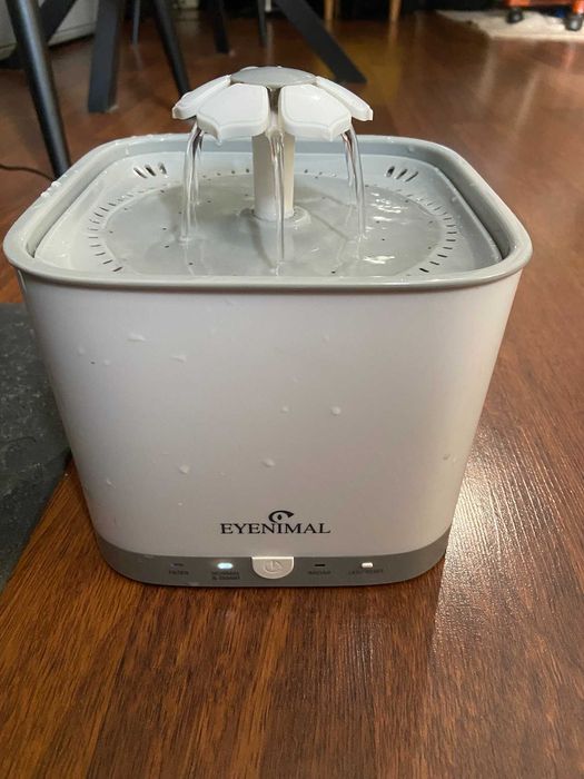 Fontanna poidełko dla kota lub psa Eyenimal Smart Bloom + 12 filtrów