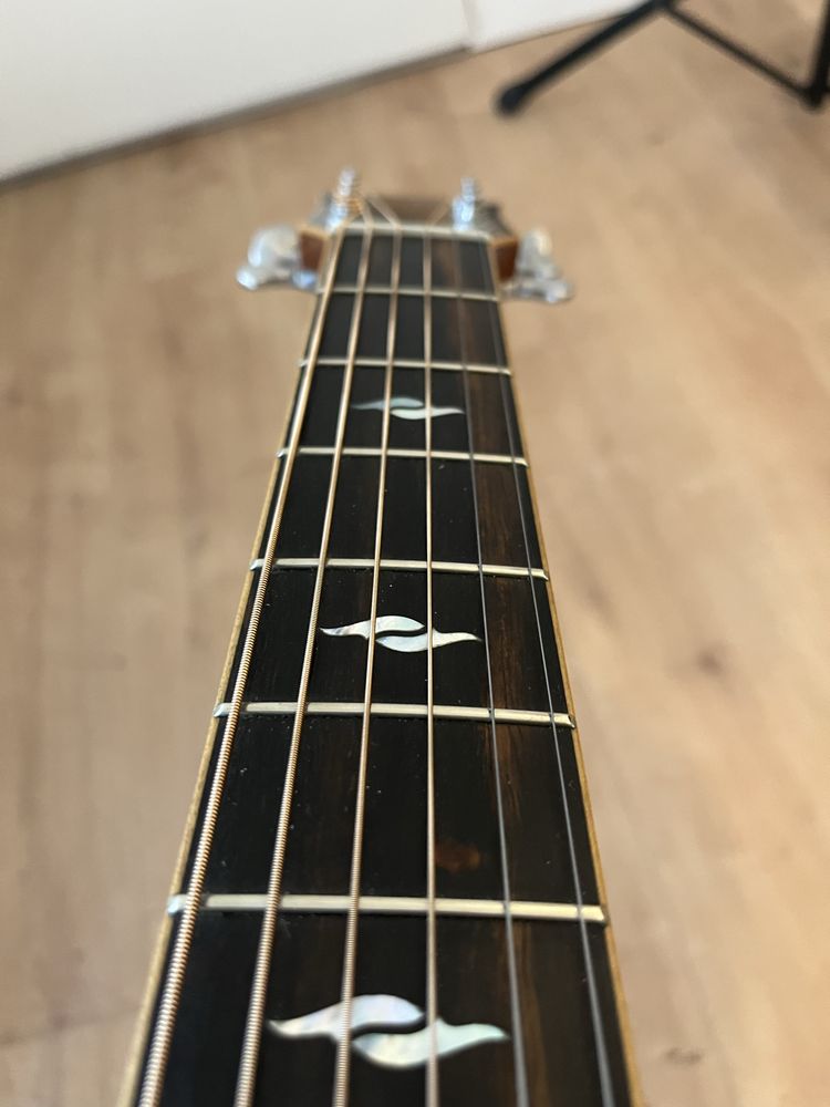 Taylor 814ce DLX