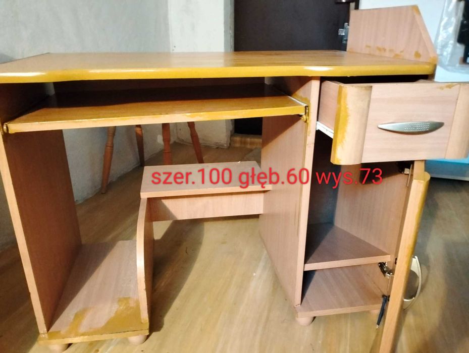 Biurko pod komputer ,drewniane 100sz.60 gł./73 wys.