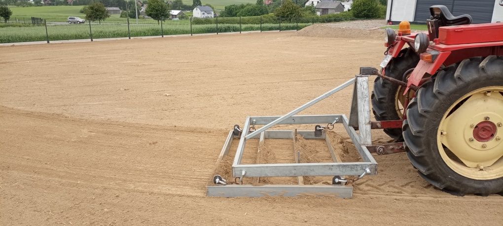 roboty ziemne minikoparka koparko-ładowarka wywrotka 3.5 t  usługi