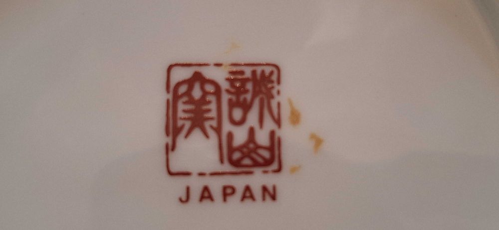 Prato Decorativo com Pavões