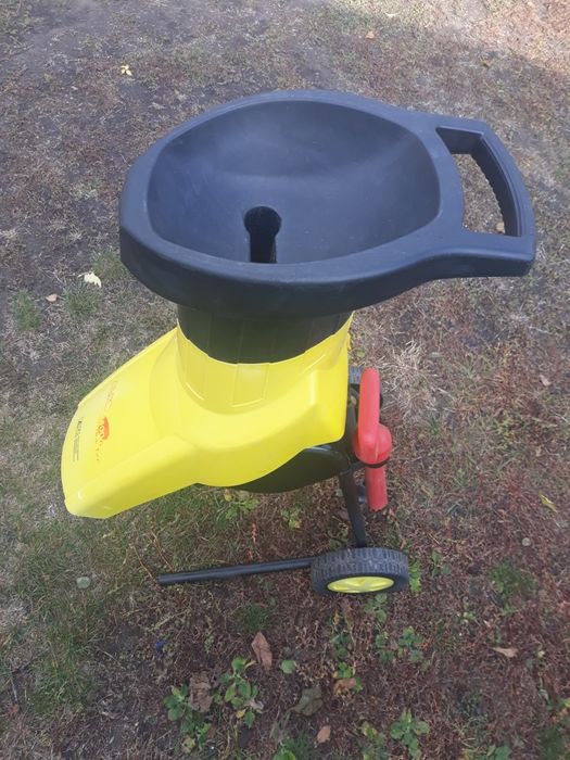 AL-KO NewTec2400R измельчитель веток сучкорез подрібнювати гілок