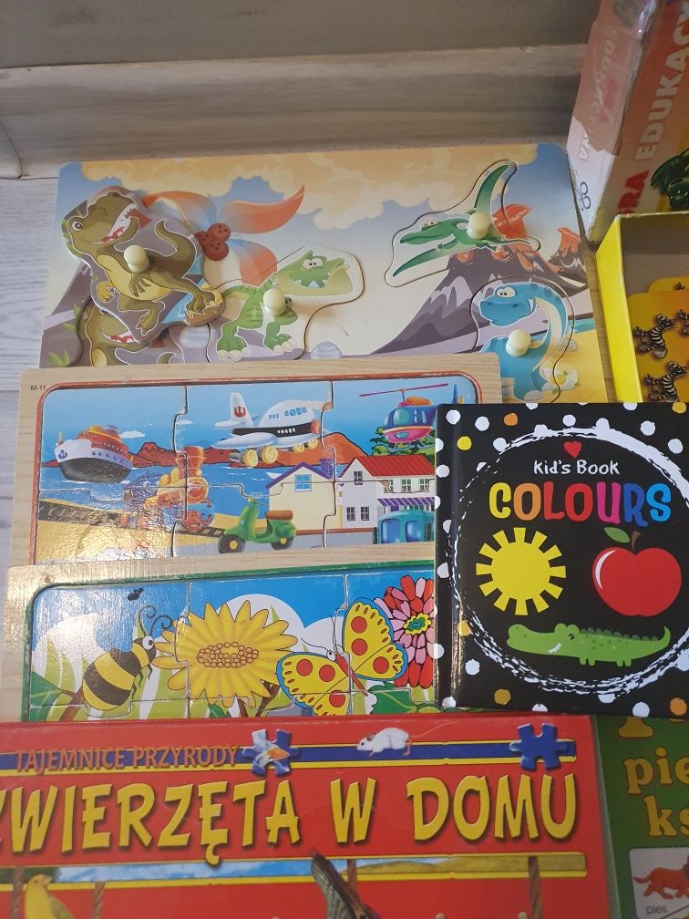 Książeczki ,puzzle ,układanki