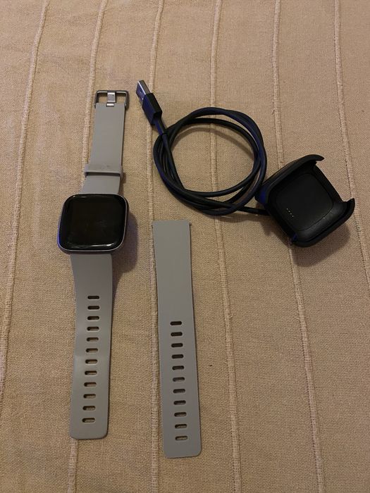 Relógio FitBit Versa 2