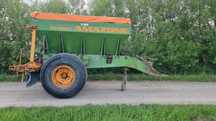 ROZSIEWACZ do Wapna Amazone ZG 5000 Wapniarka