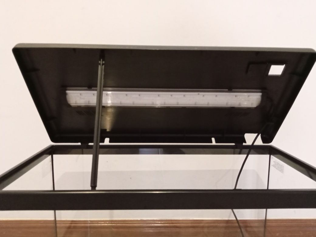 Aquário Aquatlantis 60litros led
