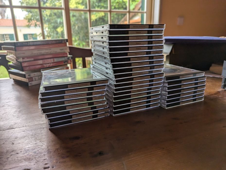 Coleção um século de fado - 33 cds, 7 Livros e 8 Cassetes