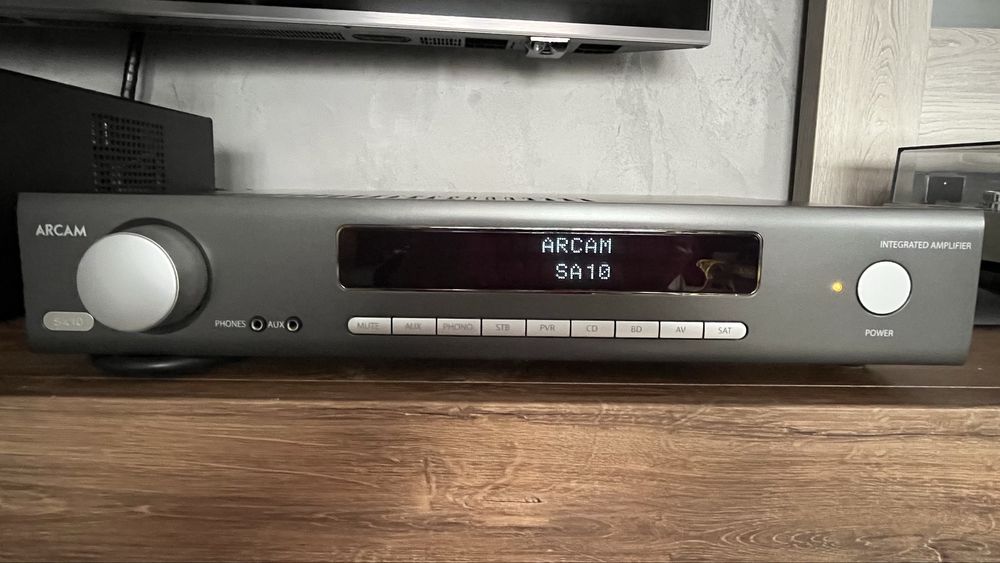 Wzmacniacz Arcam SA10