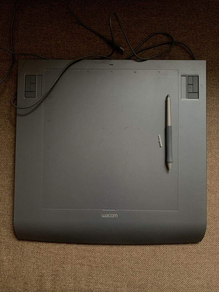 Графічний планшет wacom intuos 3