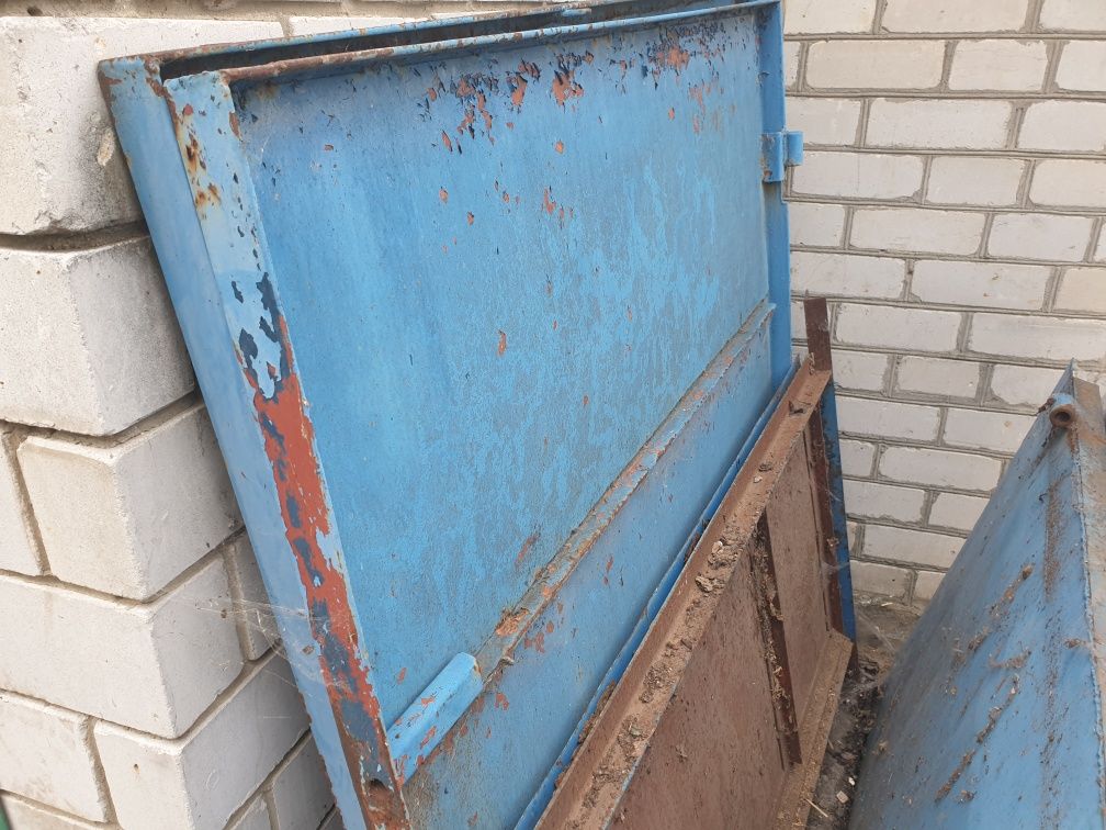 Продам.   ворота із каліткою