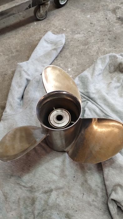 Гребной винт лодочного мотора Yamaha F300