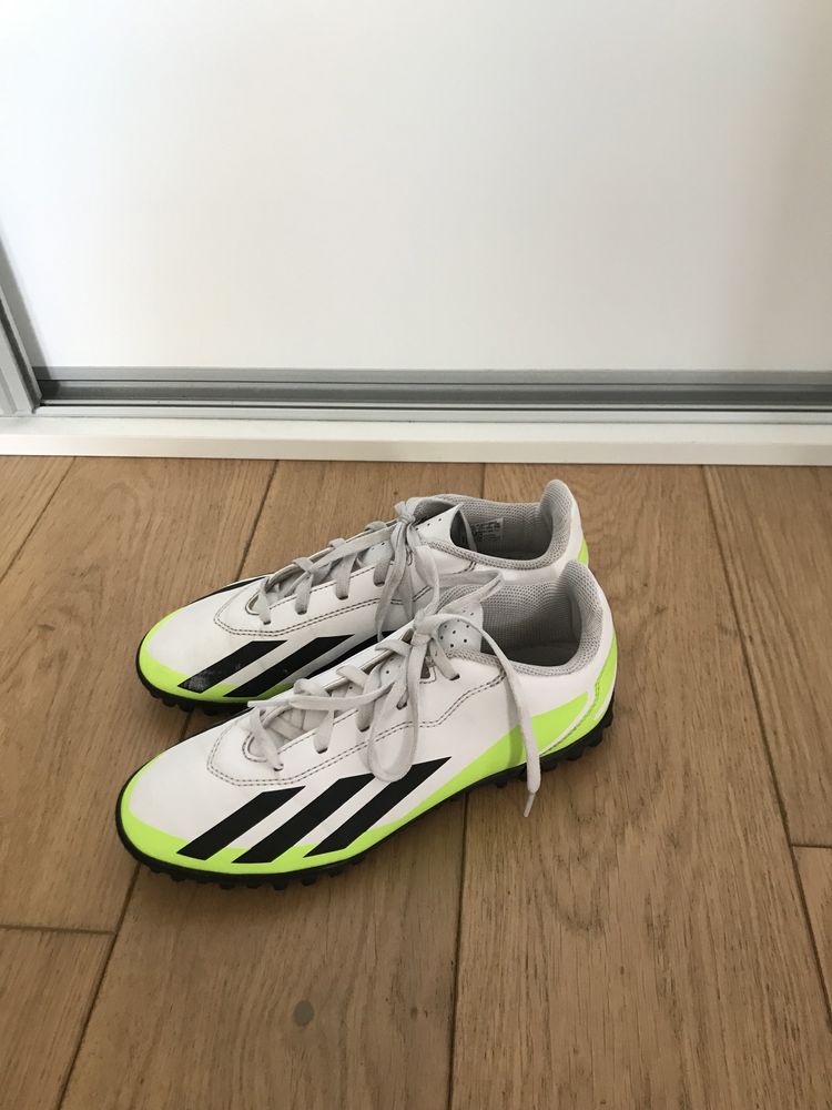 Turfy adidas 37,5 rozmiar