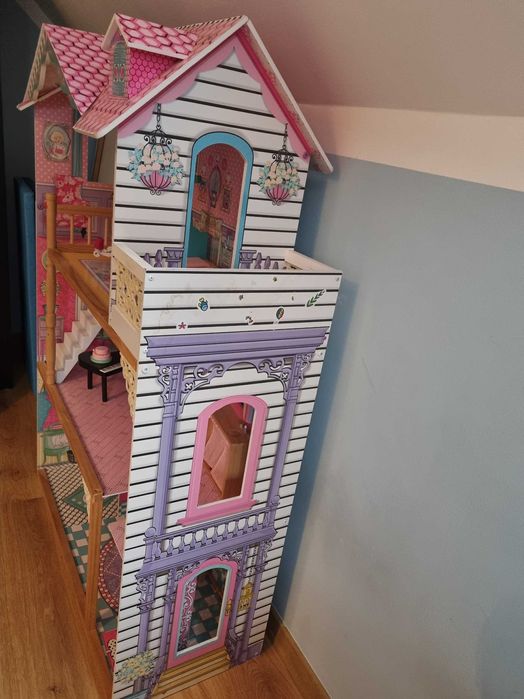 XXL Drewniany domek dla lalek - 123 cm - taras, akcesoria, winda