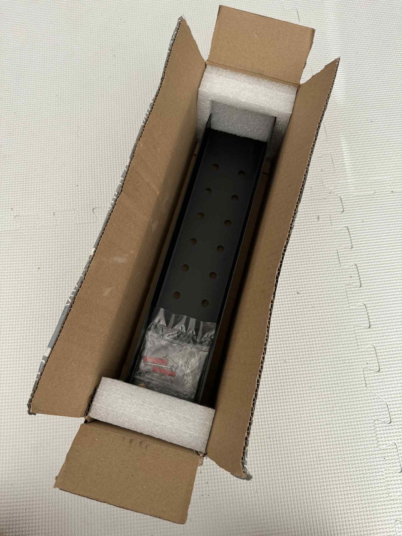 półka łazienkowa pod prysznic Dabstory Docia 40 cm.