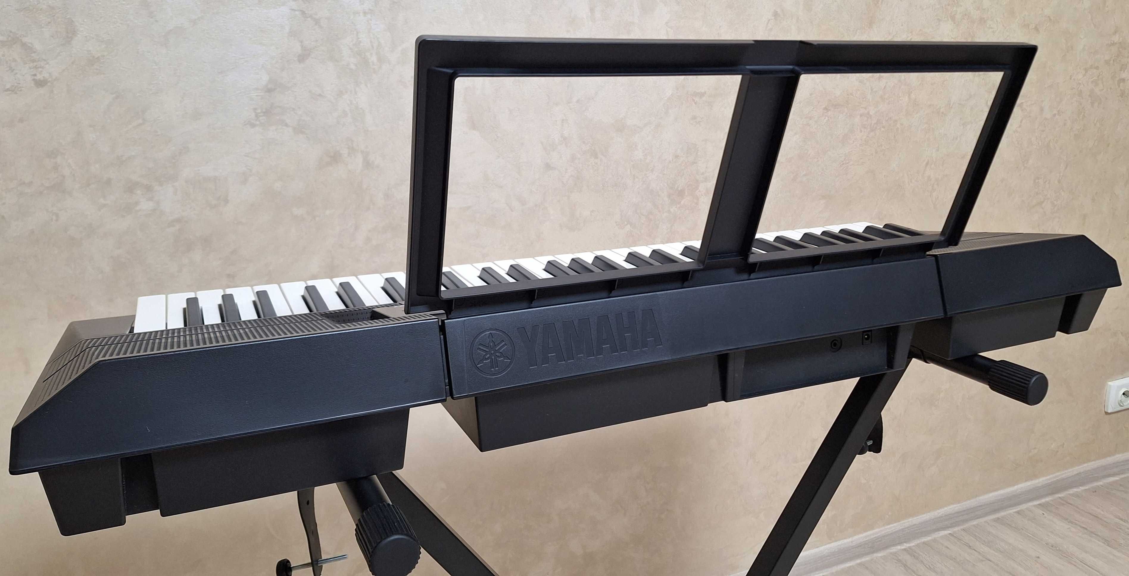 Синтезатор YAMAHA PSR-F51! Піаніно, клавіші. + Подарунки.