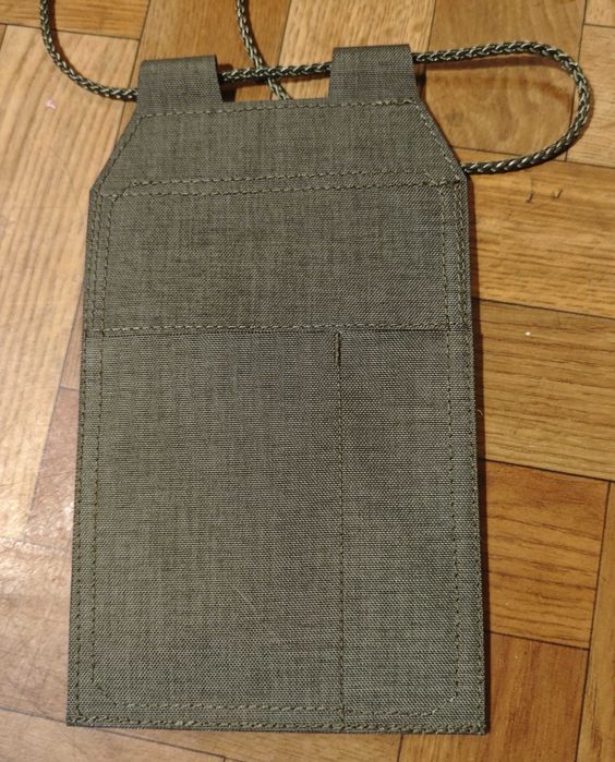 Etui na dokumenty i przepustkę UNIFEQ – nowy, taktyczny, na szyję