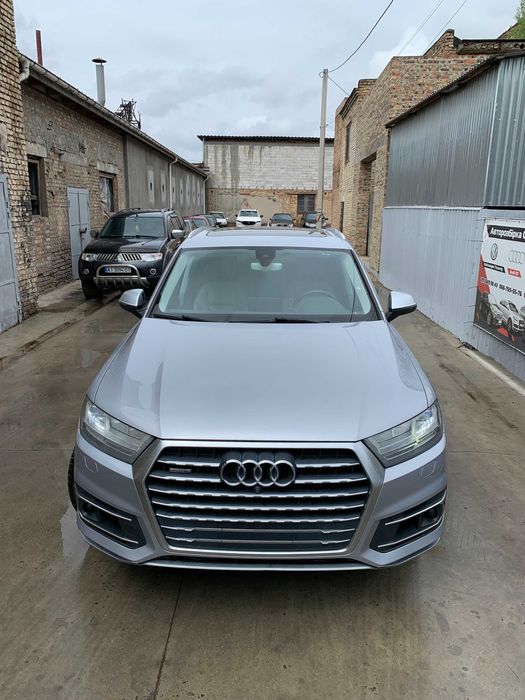 Разборка Audi Q7 4M Розборка АУДИ КУ Ауді Кю  Двигун CREC 3.0 Автошрот