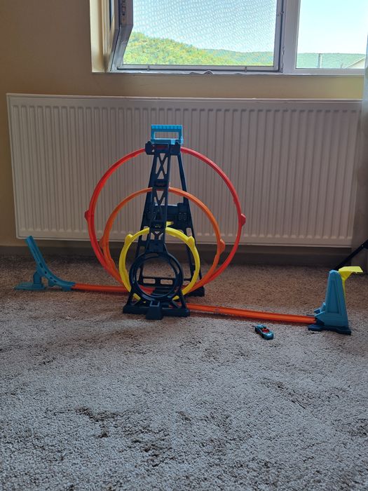 Великий трек Hot Wheels дитячий