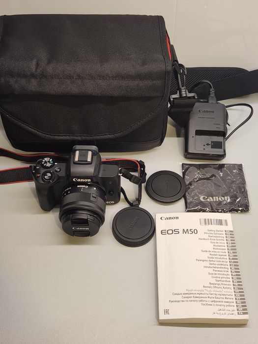 Canon EOS M50 (Mark I) + Obiektyw 15–45mm IS STM Stan Bardzo Dobry
