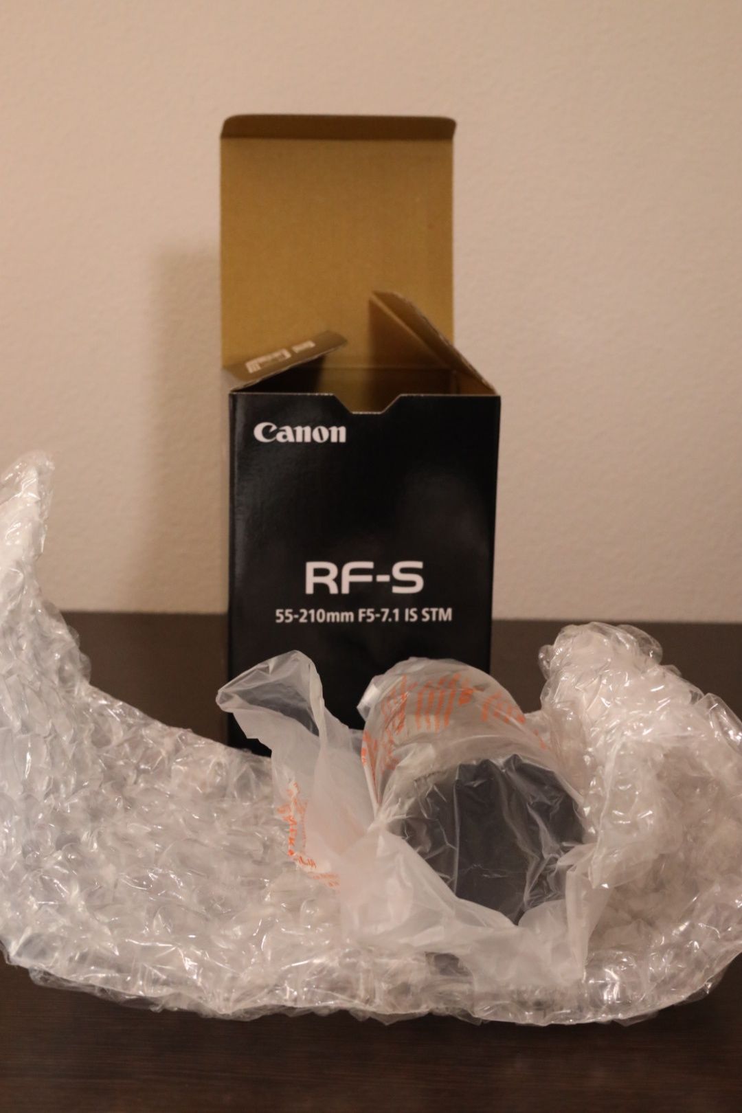 Canon Rf-s 55-210mm F5-7.1 IS STM Objetiva NOVA