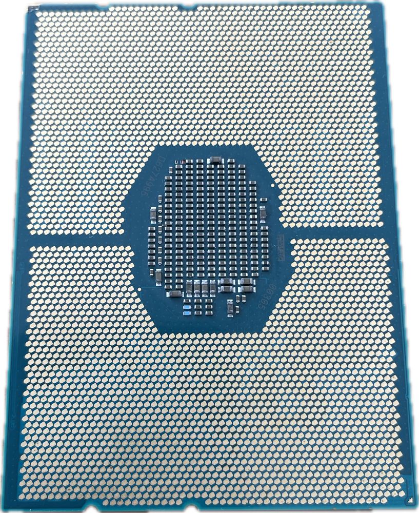 Процесор  Intel Xeon Platinum 8160 ES 24 ядра QL1K Scalable LGA 3647