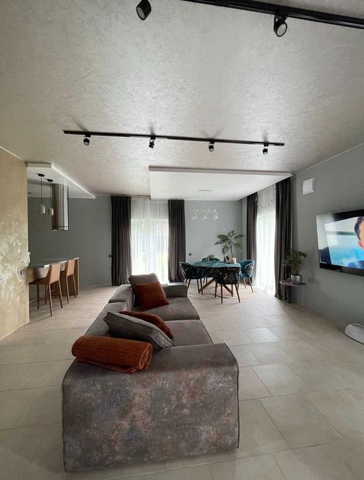 Продам дом 120м2,Пр. Тракторостроителей, 79 с ремонтом (код 5232)
