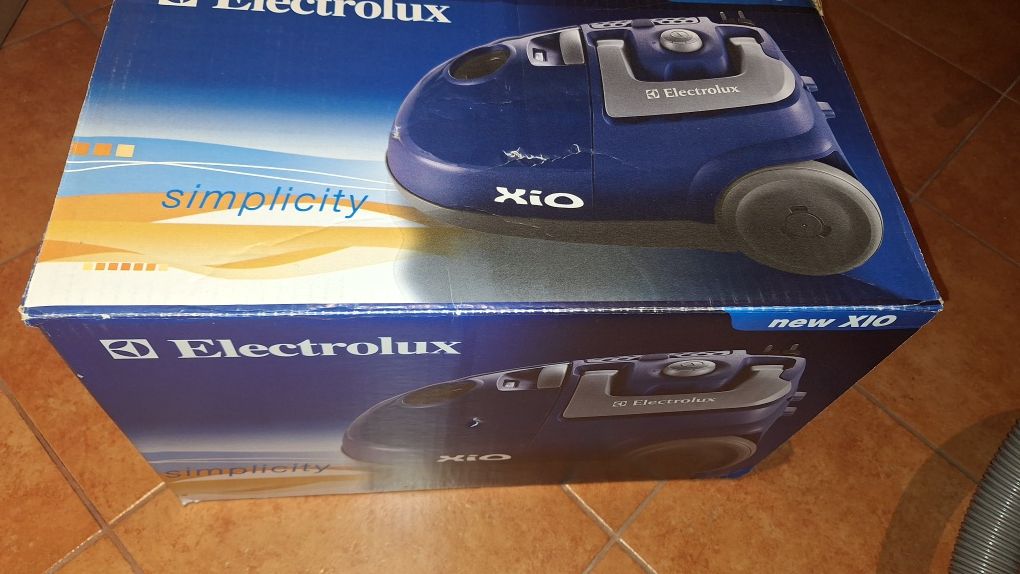 Electrolux XIO Z1034 odkurzacz workowy