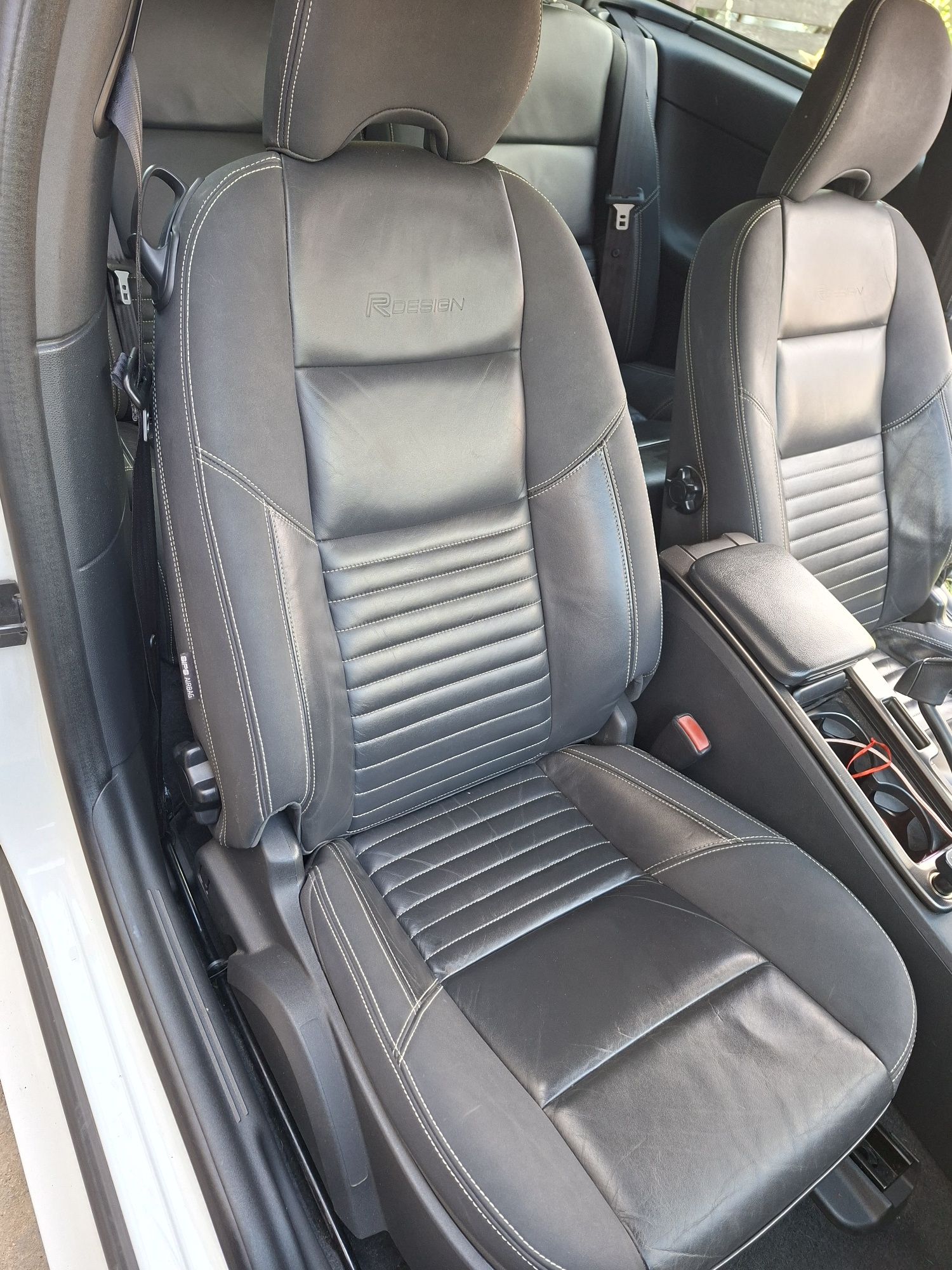 Volvo C30 r design polift