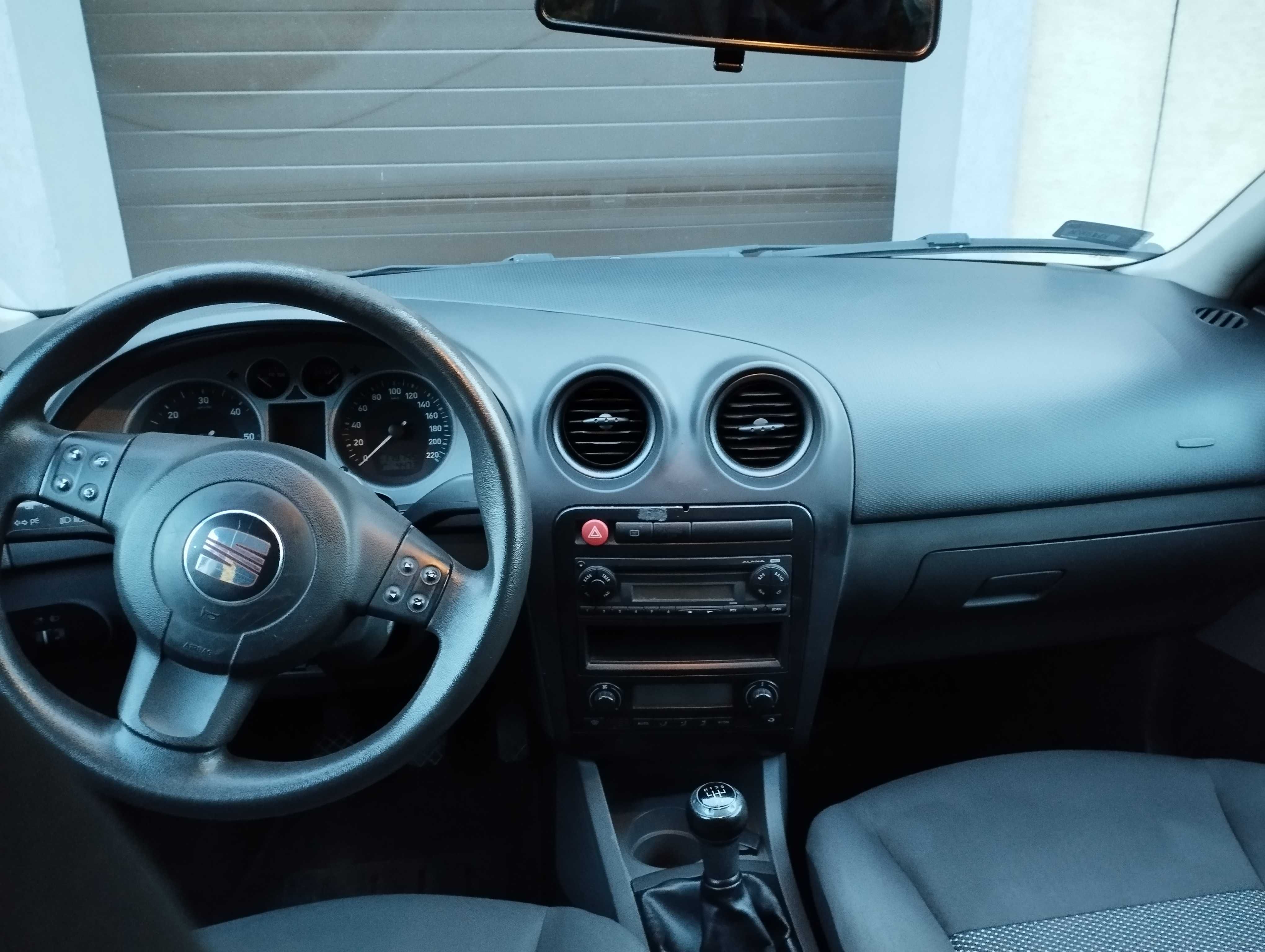 Dynamiczny Seat Ibiza III 2008 80KM, tempomat